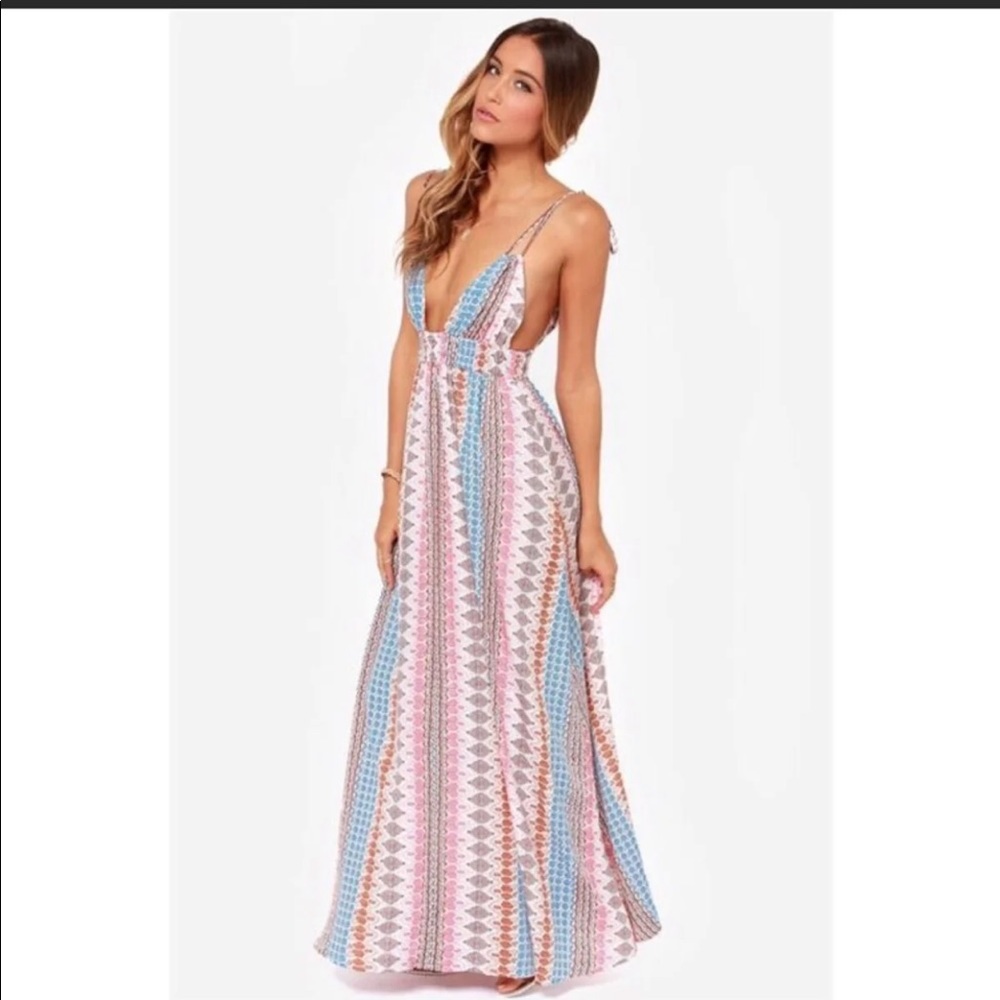Lulu’s Beautiful Striped Halter Maxi Dress Small